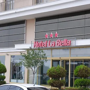 2* Otel La Bella